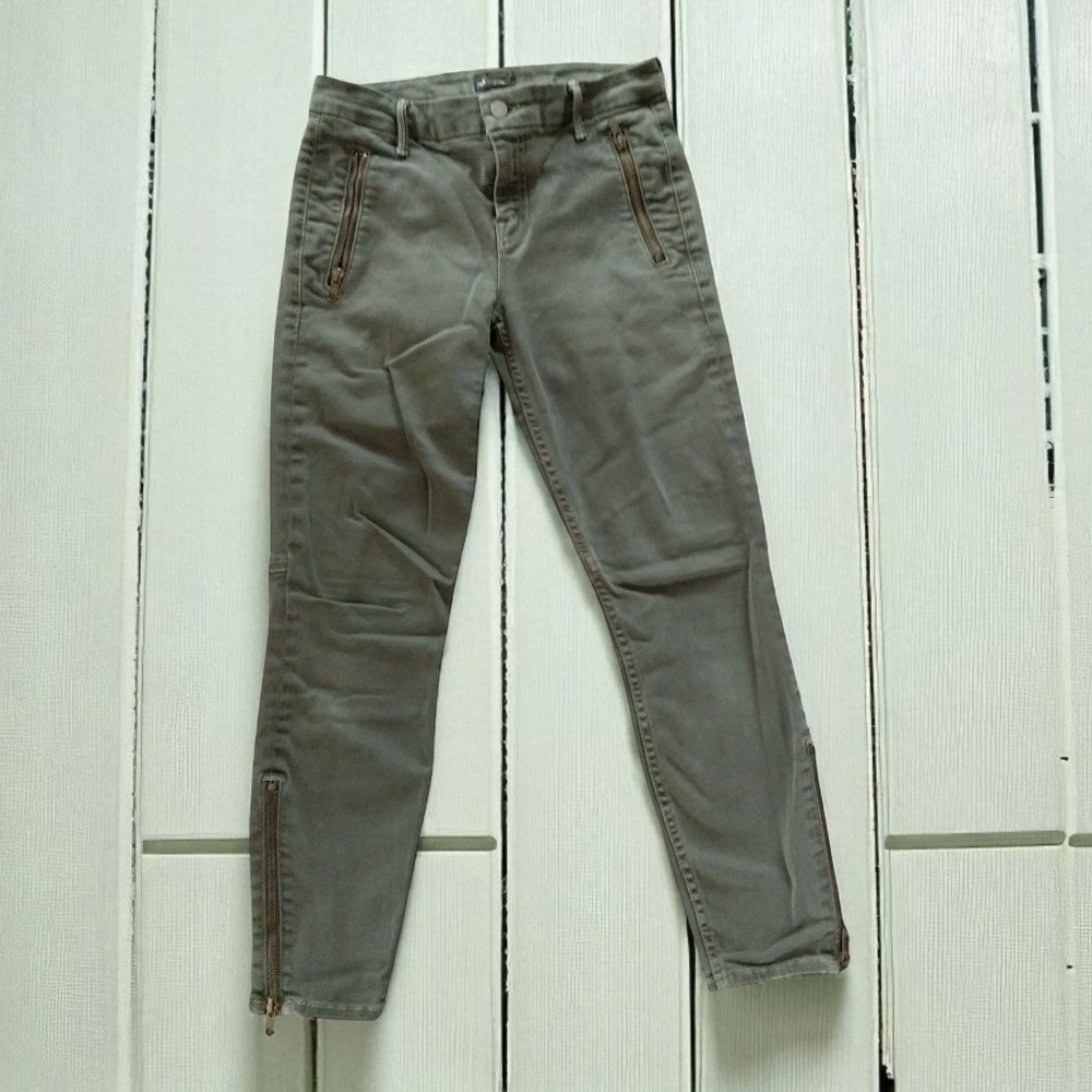 MOTHER Green Skinny Jeans Sleek Fit With Zippers
